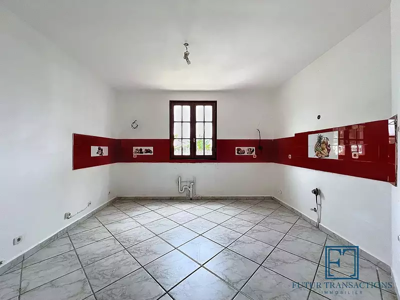 Maison, 232,86 m²