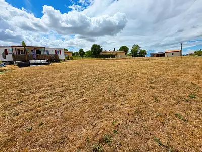 Terrain, 1 500 m²