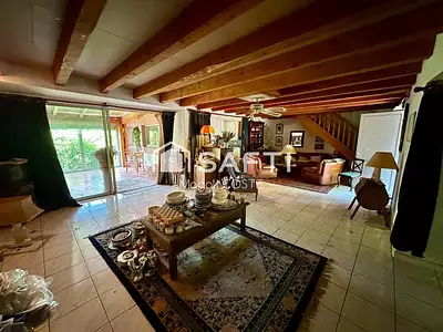 Maison, 156 m²