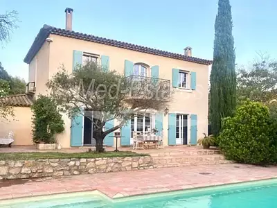 Maison, 175 m²