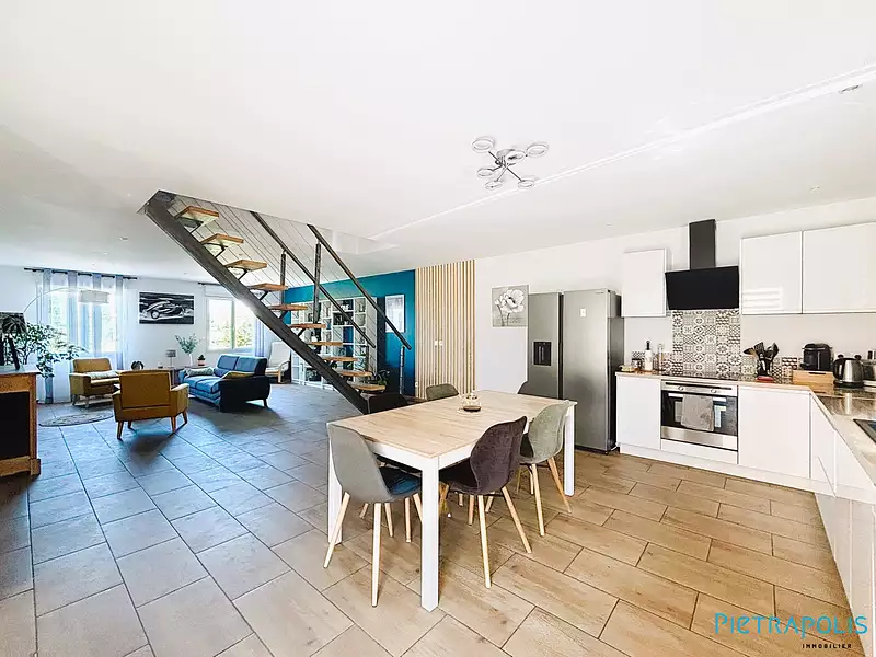 Appartement, 180 m²