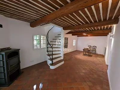 Maison, 311 m²