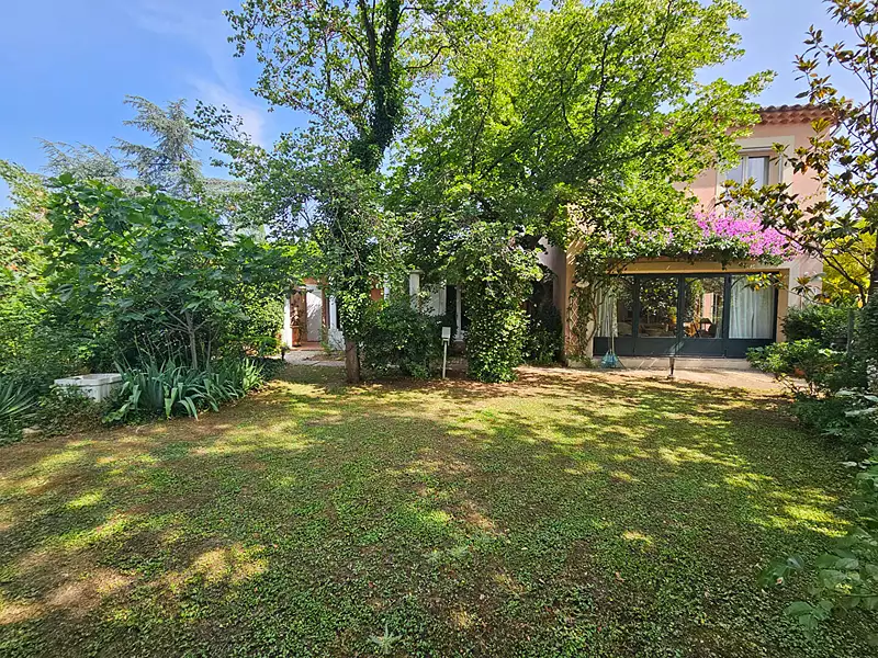 Maison, 180 m²