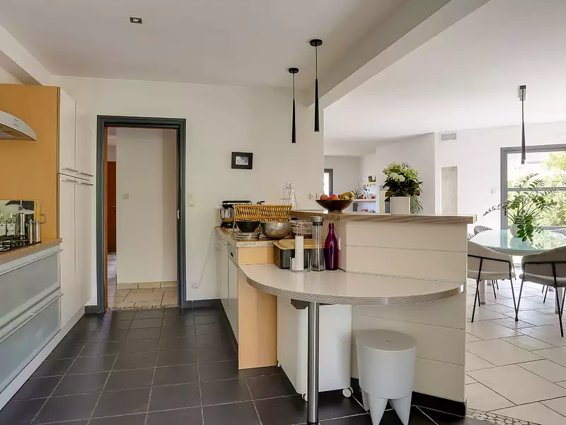 Maison, 213 m²