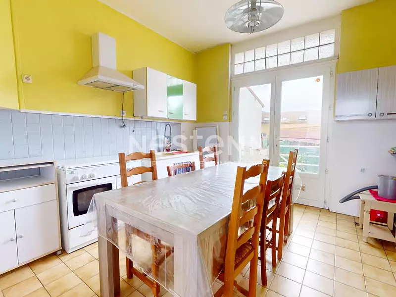 Maison, 77 m²