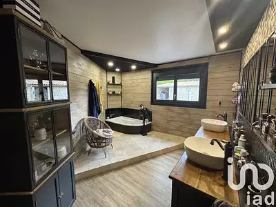 Maison, 272 m²