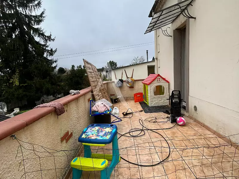 Immeuble, 90 m²