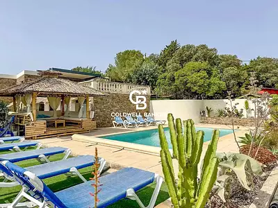 Maison, 360 m²