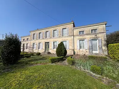 Maison, 230 m²