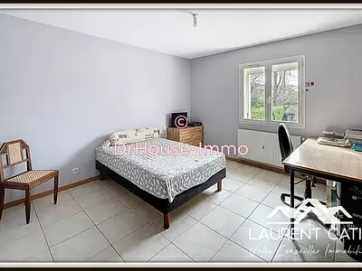 Maison, 168 m²