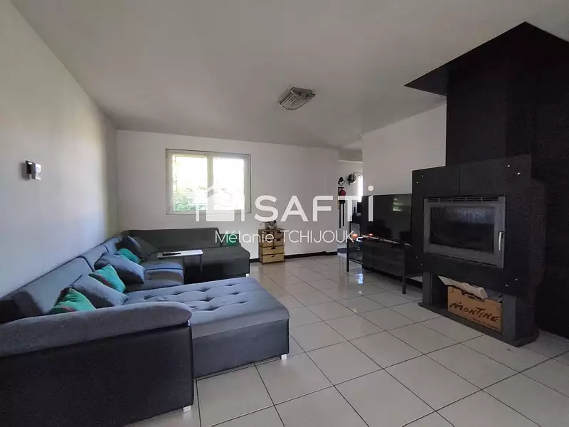 Maison, 148 m²