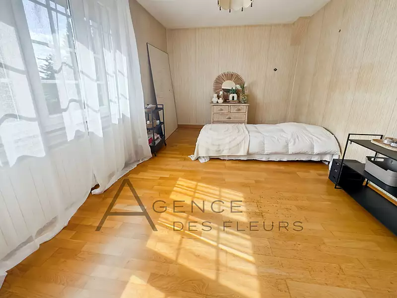 Maison, 220 m²