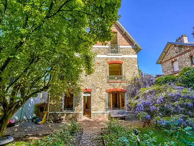 Maison, 210 m²
