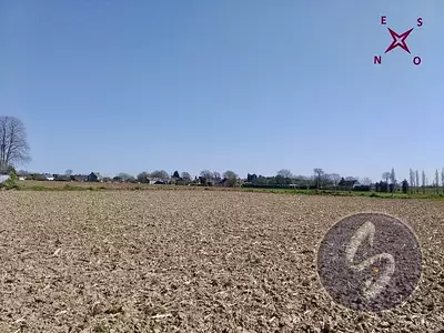 Terrain, 2 800 m²