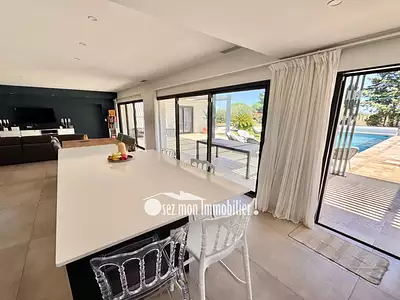Maison, 174 m²