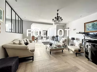 Maison, 286 m²