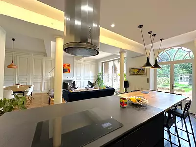 Maison, 377 m²