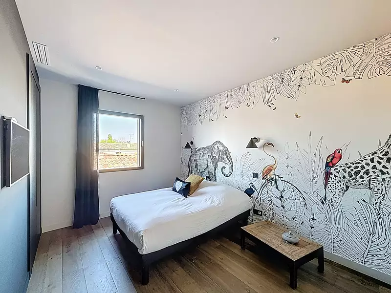 Maison, 243 m²