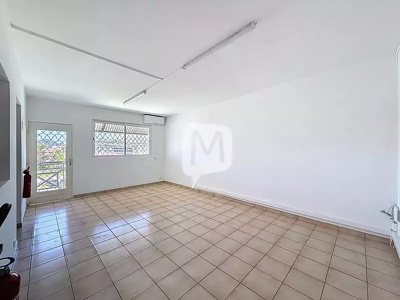Divers, 33,91 m²