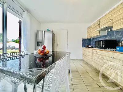 Maison, 94 m²
