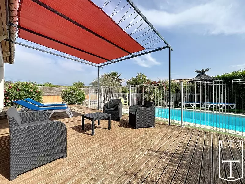 Maison, 240 m²