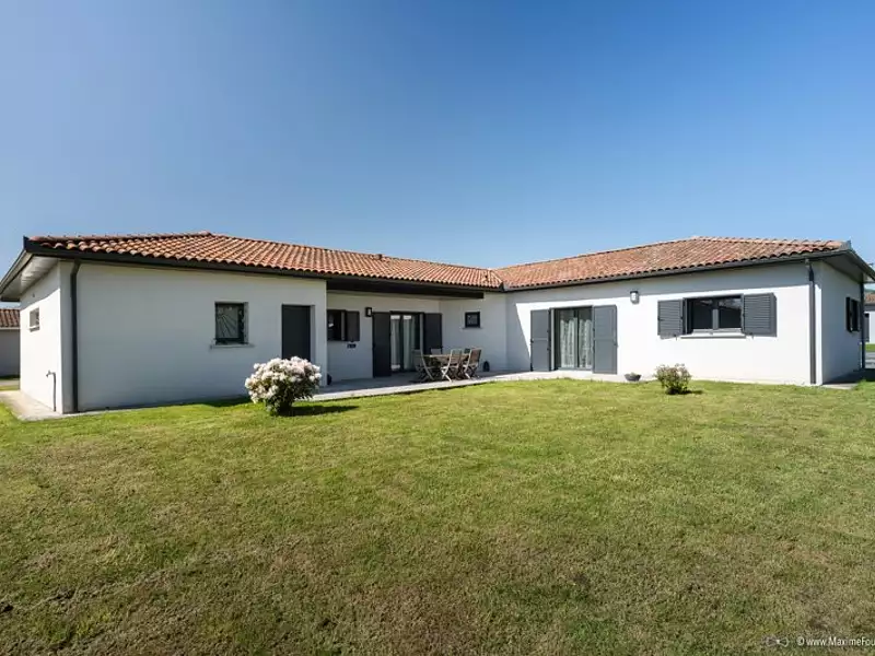 Maison, 154 m²