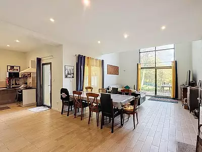 Maison, 203 m²