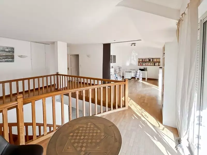 Maison, 205 m²