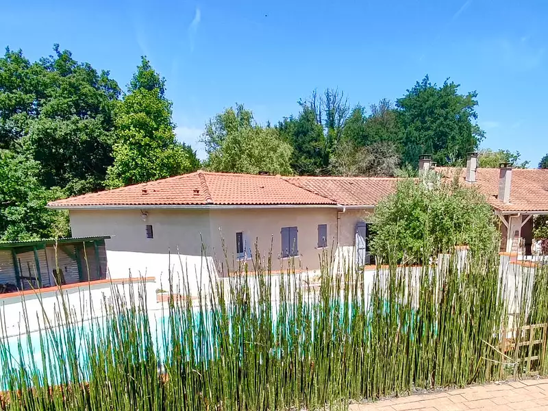 Maison, 210 m²