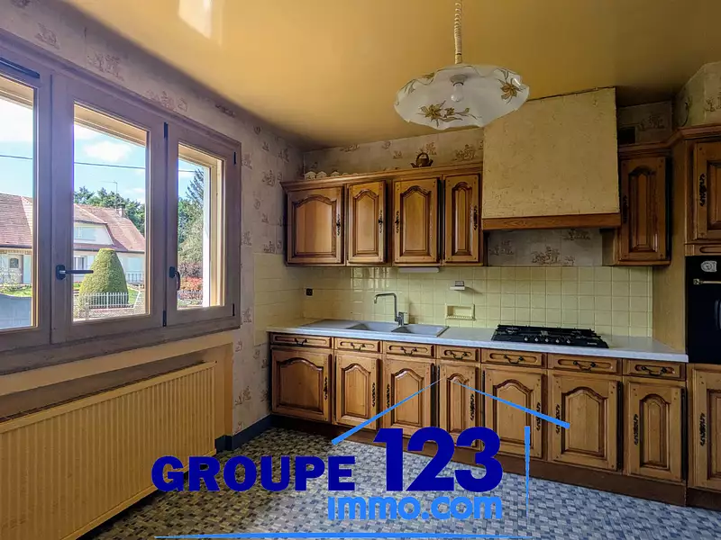Maison, 77 m²