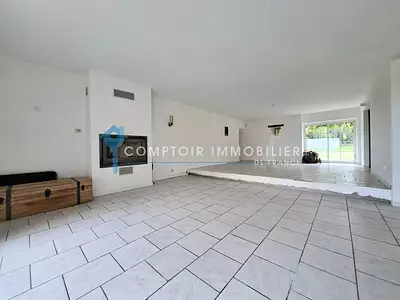 Maison, 250 m²