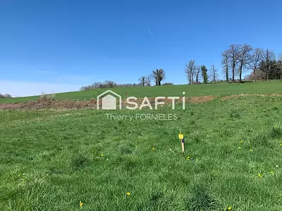Terrain, 3 516 m²
