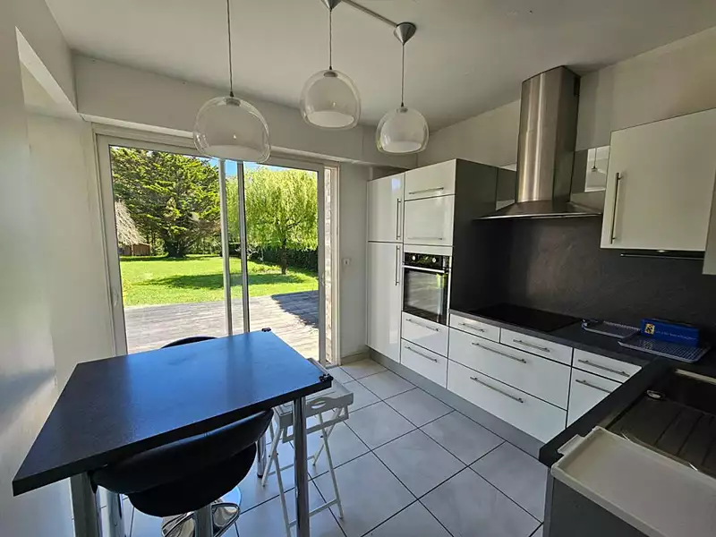 Maison, 185 m²