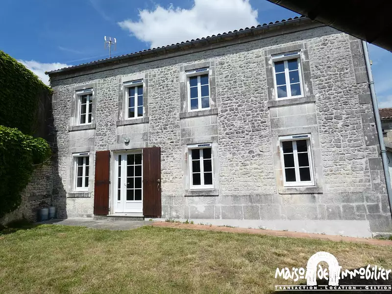 Maison, 123 m²