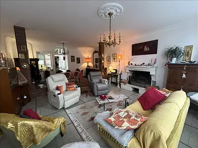 Maison, 359 m²