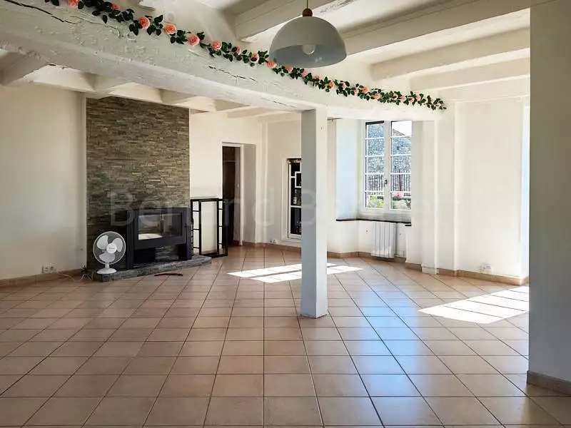 Maison, 227 m²