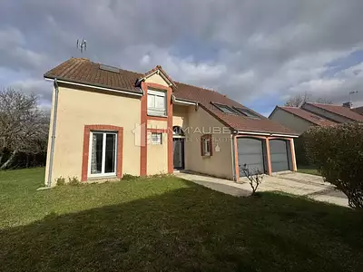 Maison, 168 m²