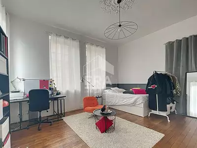 Maison, 295 m²