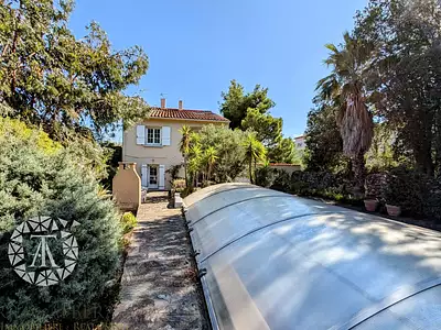 Maison, 183 m²