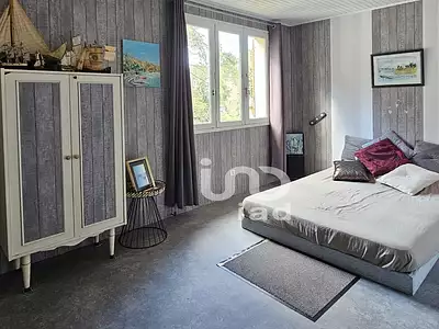 Maison, 243 m²