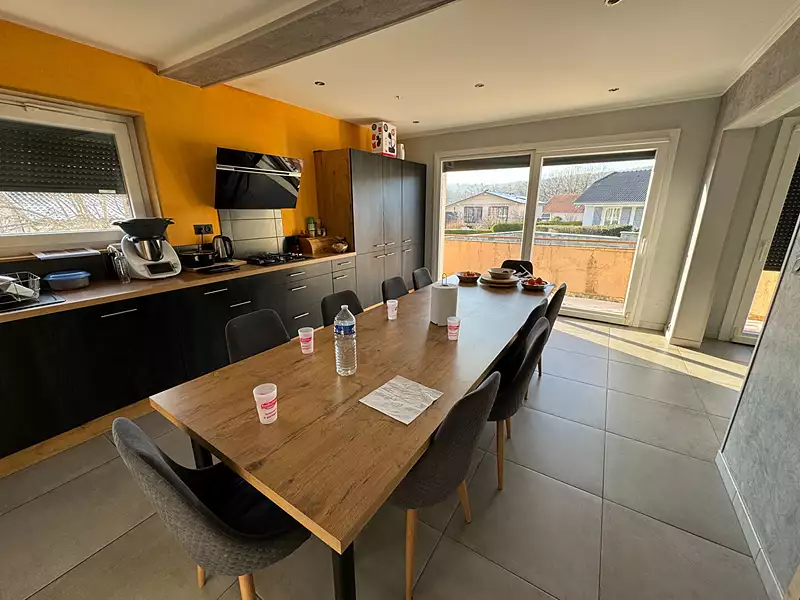Maison, 170 m²