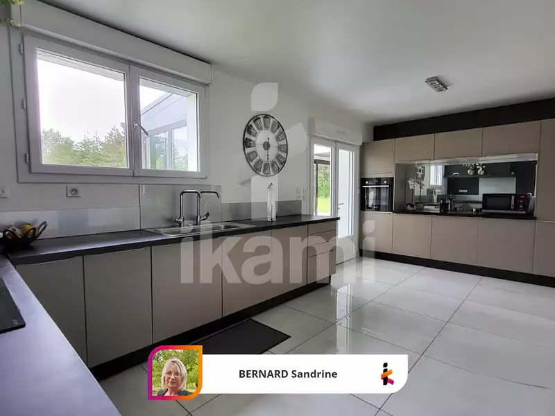 Maison, 161 m²