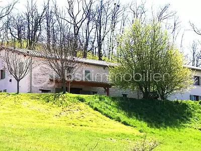 Maison, 240 m²