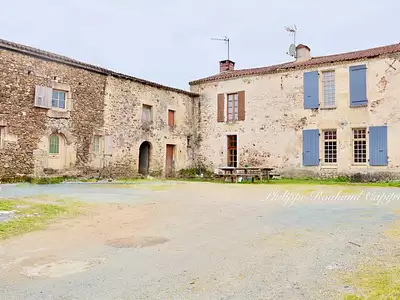 Maison, 245 m²
