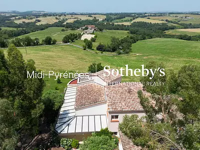 Maison, 350 m²
