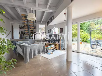 Maison, 148 m²