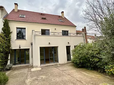 Maison, 271 m²