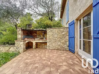 Maison, 251 m²