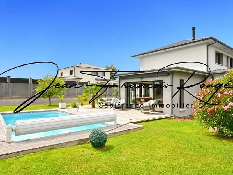 Maison, 162 m²