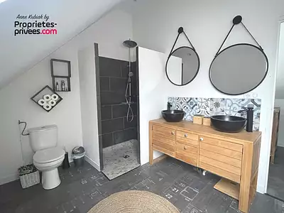 Maison, 195 m²